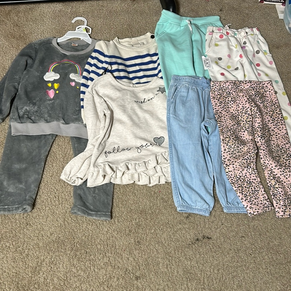 Girl’s size 5 mixed lot